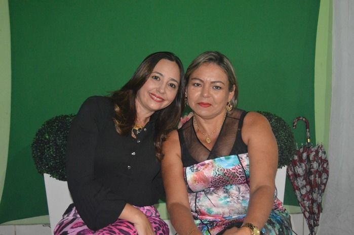 Churrasco e jantar de comemoração pela formatura em Serviço Social de Lilian Raquel. - Imagem 32