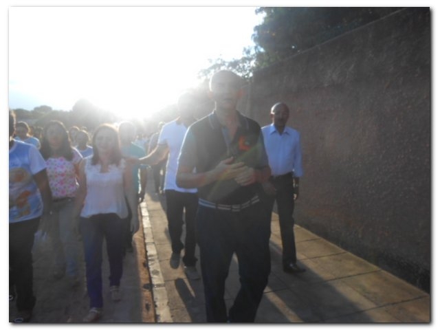 Procissão da Via Sacra em Inhuma - Imagem 3