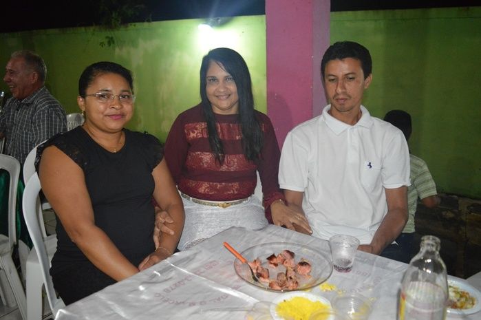 Churrasco e jantar de comemoração pela formatura em Serviço Social de Lilian Raquel. - Imagem 50