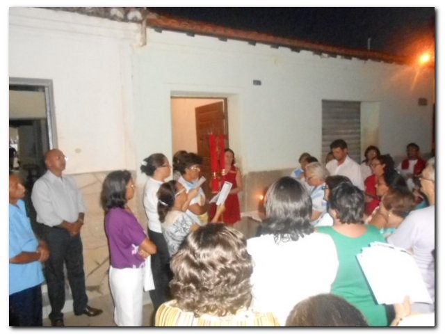 Procissão da Via Sacra em Inhuma - Imagem 43