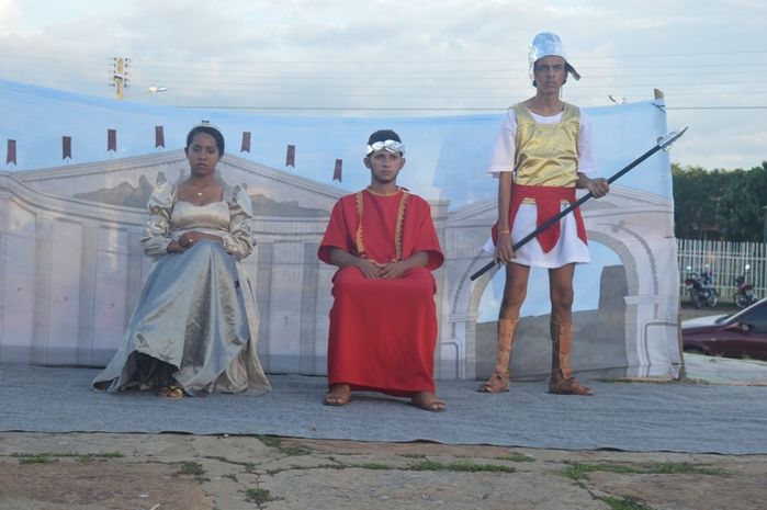 Sucesso de publico prestigiam a apresentação da encenação da Paixão e Crucificação de Cristo 2015 - Imagem 21