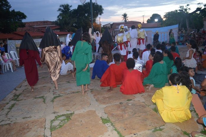 Sucesso de publico prestigiam a apresentação da encenação da Paixão e Crucificação de Cristo 2015 - Imagem 45
