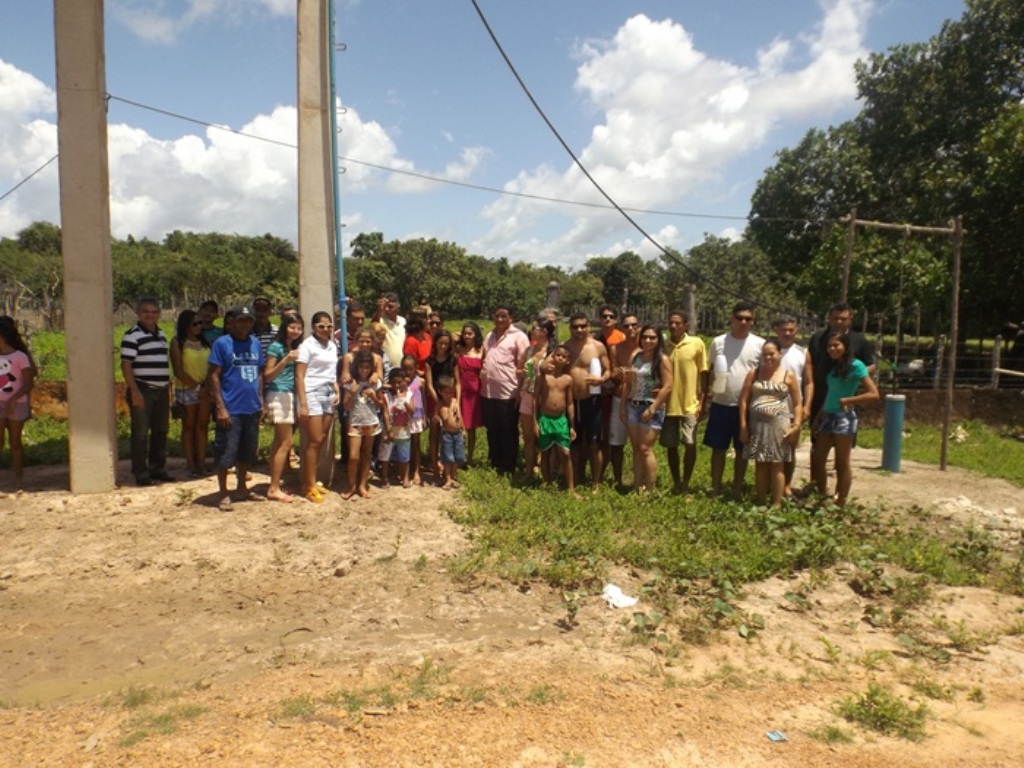 Prefeito Zé Henrique inaugura mais um abastecimento d’água