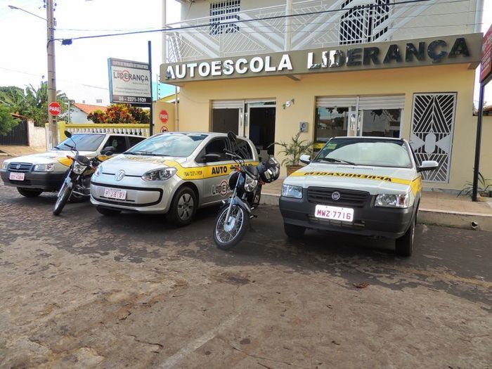 Autoescola Liderança amplia frota, agora com ar refrigerado - Imagem 4