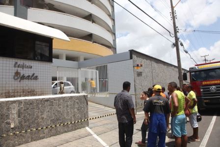 Jovem de 20 anos cai do 14º andar de edifício em Teresina  - Imagem 3