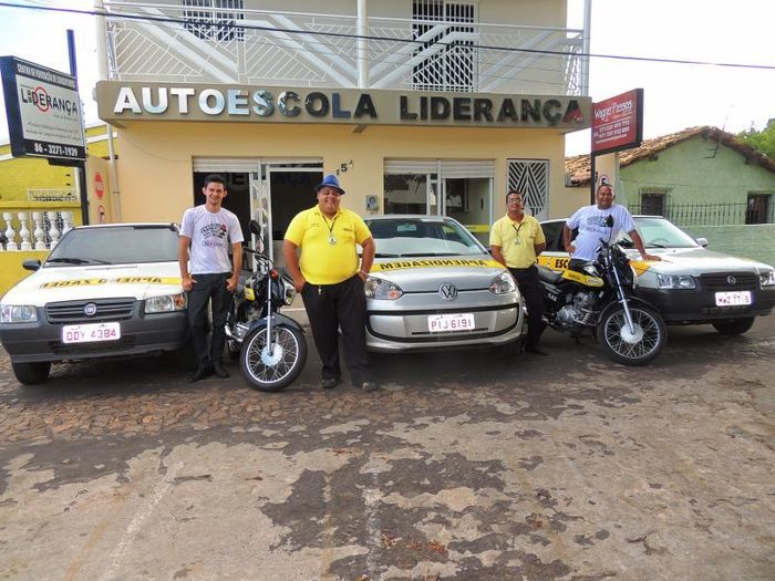Autoescola Liderança amplia frota, agora com ar refrigerado - Imagem 1