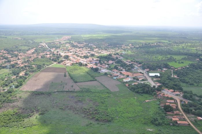 Vista Aérea de Agricolândia e sua História pela Família dos Leal  - Imagem 2