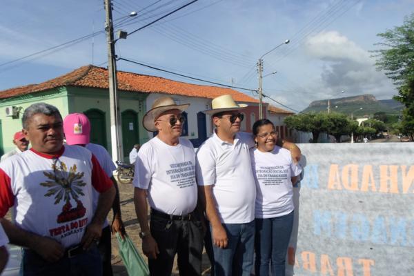 Amarante : IIV Caminhada da Integração Social em homenagem ao dia do trabalhador reúne mais de 2000 pessoas - Imagem 174