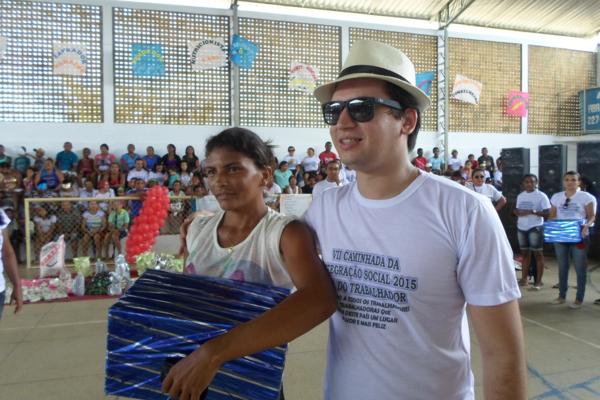 Amarante : IIV Caminhada da Integração Social em homenagem ao dia do trabalhador reúne mais de 2000 pessoas - Imagem 201