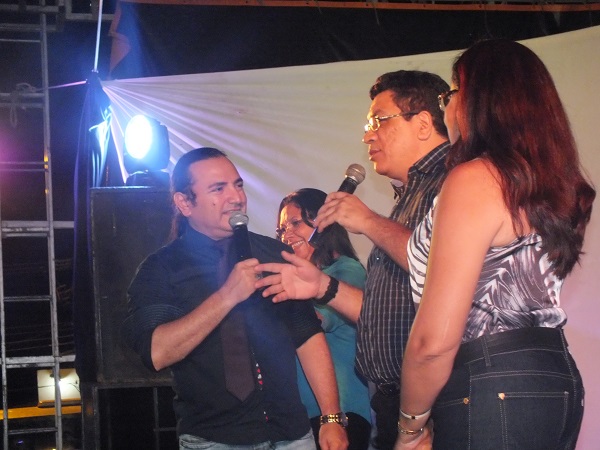 Público lota praça de eventos no aniversário de Santa Rosa do Piauí; Fotos! - Imagem 13