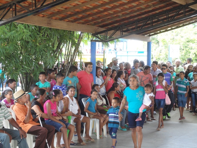 Prefeito Tintin participa da Missa do dia dos trabalhadores - Imagem 26