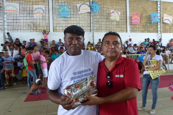 Amarante : IIV Caminhada da Integração Social em homenagem ao dia do trabalhador reúne mais de 2000 pessoas - Imagem 302