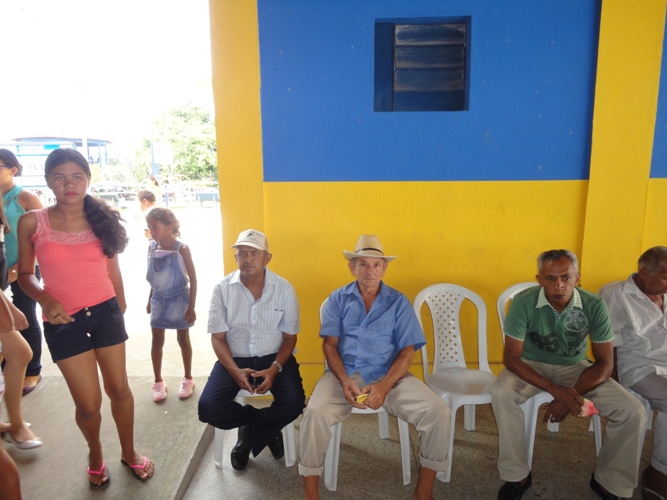 Prefeito Tintin participa da Missa do dia dos trabalhadores - Imagem 30