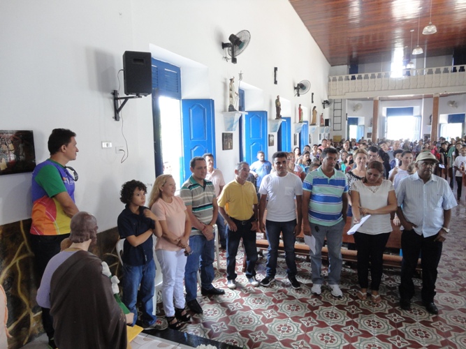 Prefeito Tintin participa da Missa do dia dos trabalhadores - Imagem 12