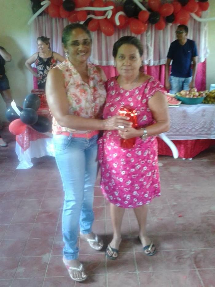 Escola faz Homenagem as Mães - Imagem 24