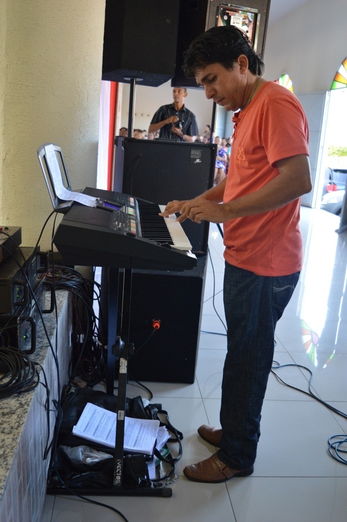Missa em Homenagem as Mães na Igreja Matriz Sagrado Coração de Jesus  - Imagem 3