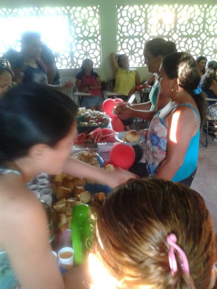 Escola faz Homenagem as Mães - Imagem 26