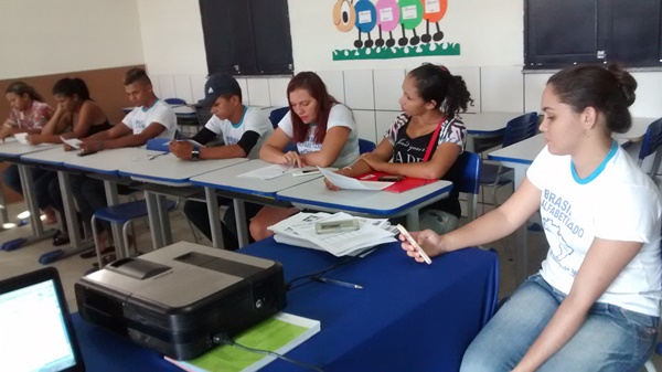 Professores do programa Brasil alfabetizado participam de formação  - Imagem 2