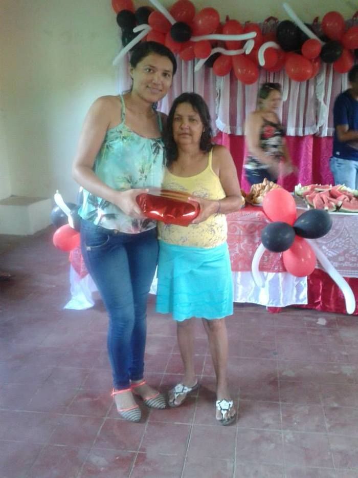 Escola faz Homenagem as Mães - Imagem 16