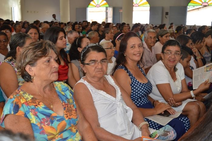 Missa em Homenagem as Mães na Igreja Matriz Sagrado Coração de Jesus  - Imagem 2
