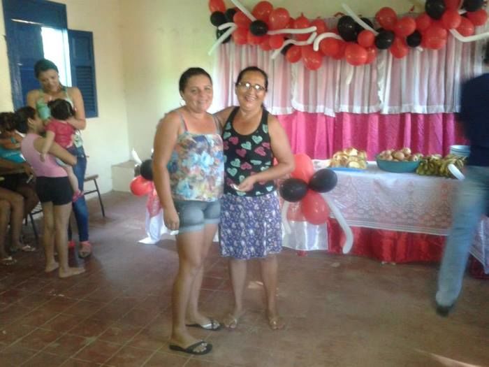 Escola faz Homenagem as Mães - Imagem 9