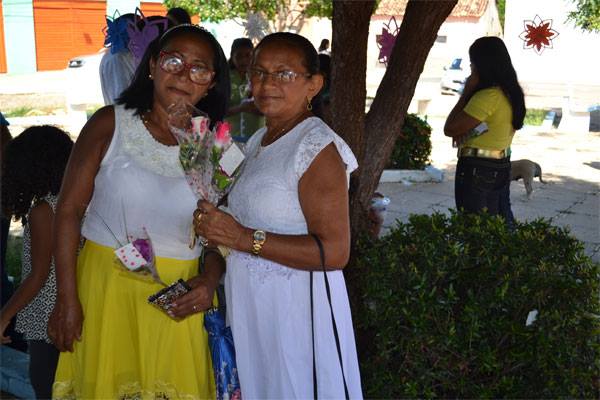 Mães são homenageadas com café da manhã - Imagem 9