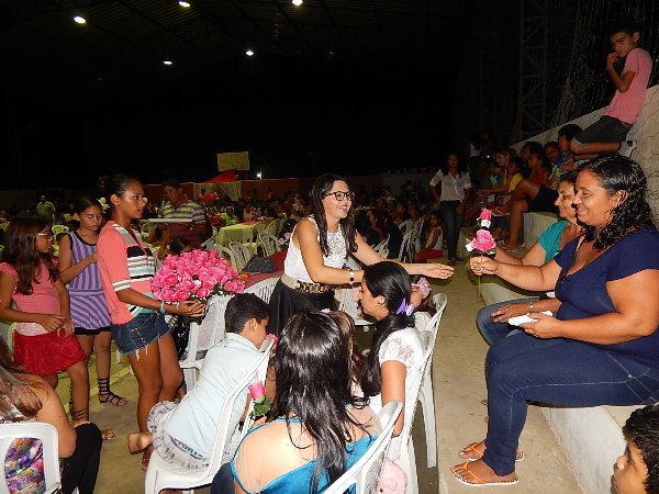 Prefeitura de Lagoinha realiza mega festa para as Mães no Município - Imagem 19