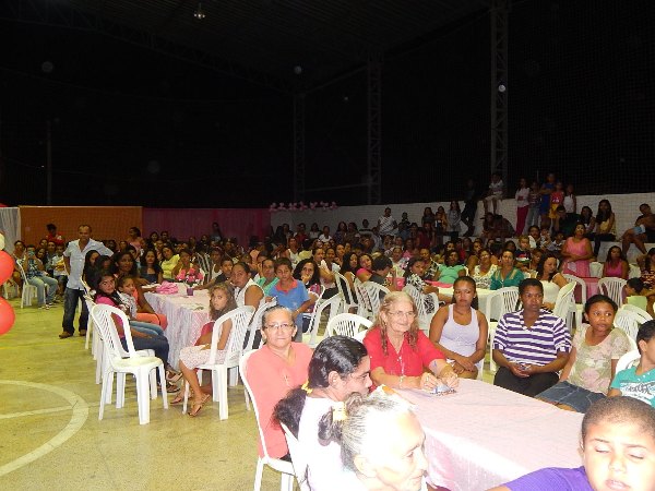 Prefeitura de Lagoinha realiza mega festa para as Mães no Município - Imagem 8