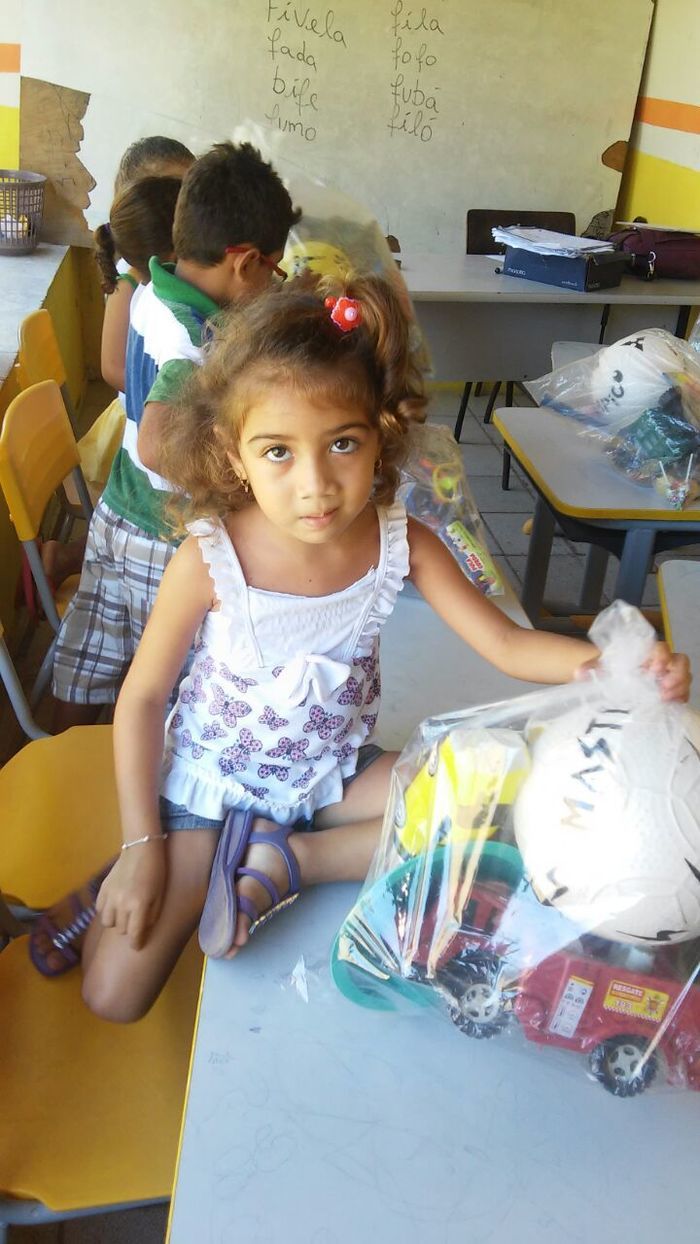 Prefeito Zé Resende e o Vice Dominguinhos continuam entregando Kits de brinquedos nas creches do município - Imagem 4