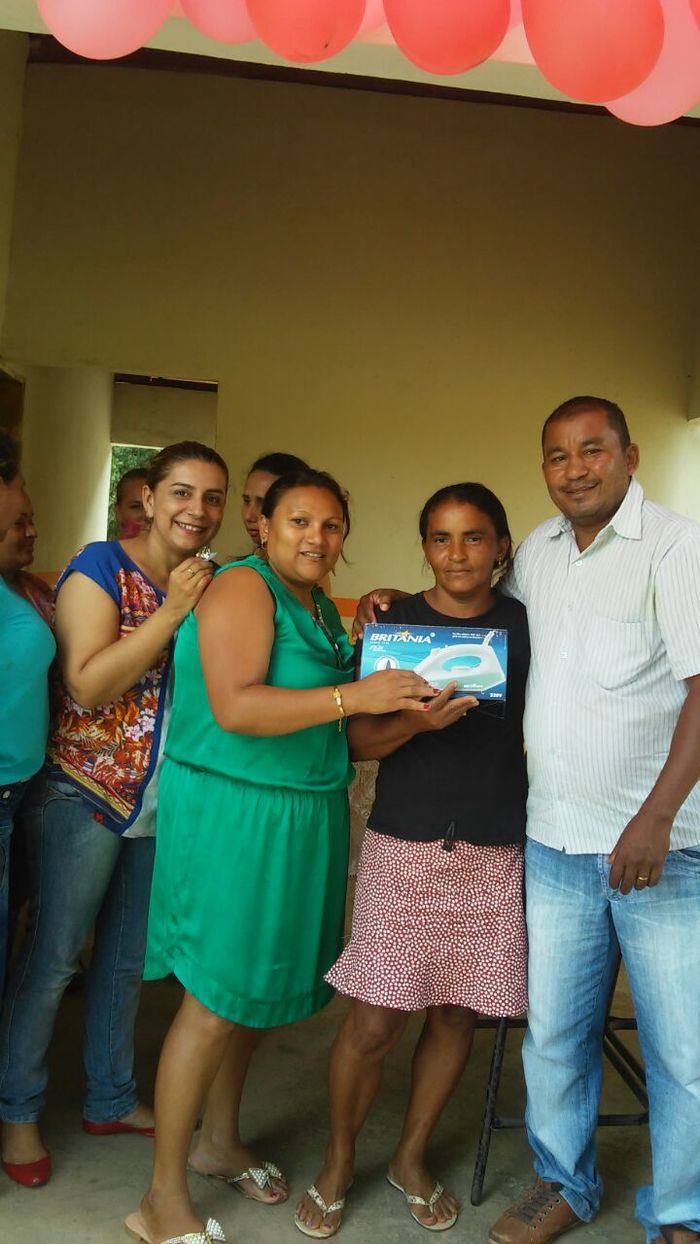 Festa das Mães na Comunidade Faveira foi marcada pela entrega de presentes para todas as presentes. - Imagem 7