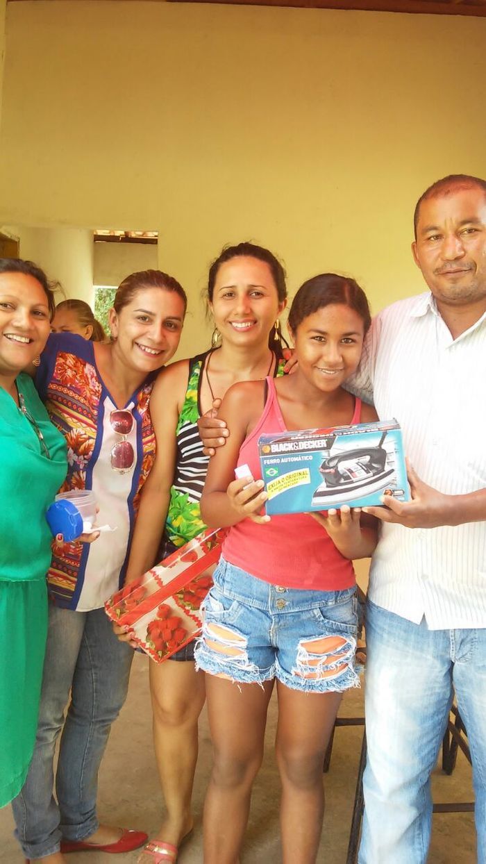Festa das Mães na Comunidade Faveira foi marcada pela entrega de presentes para todas as presentes. - Imagem 8