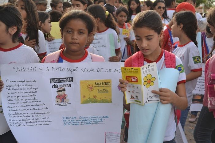 Caminhada marca o dia Nacional do Combate ao Abuso e à Exploração Sexual de Crianças e Adolescentes em Alegrete - Imagem 6