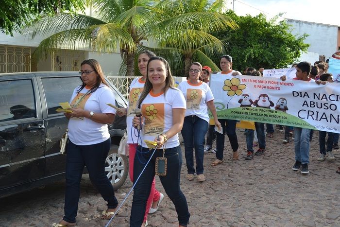 Caminhada marca o dia Nacional do Combate ao Abuso e à Exploração Sexual de Crianças e Adolescentes em Alegrete - Imagem 31