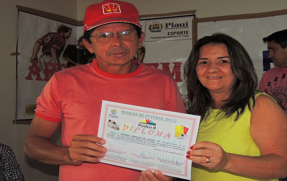 Parceria proporciona curso para árbitros de futebol