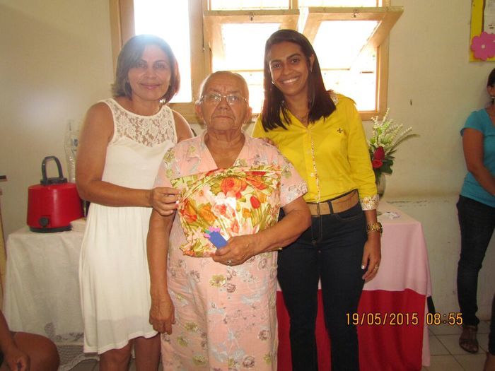 Prefeitura realiza festa em homenagem as mães em postos de saúde - Imagem 24