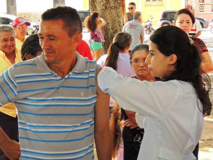 Município promove festa popular e distribui presentes aos trabalhadores - Imagem 18