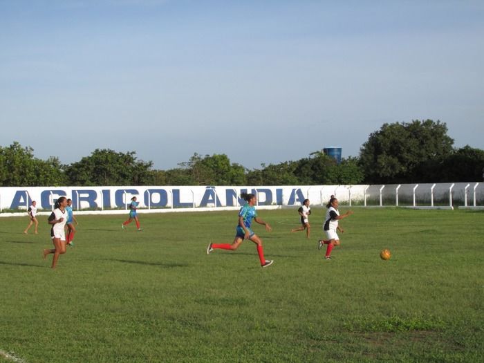 Goleada da Seleção Feminina de Futebol de Agricolândia encima do time de Jardim do Mulato - Imagem 8