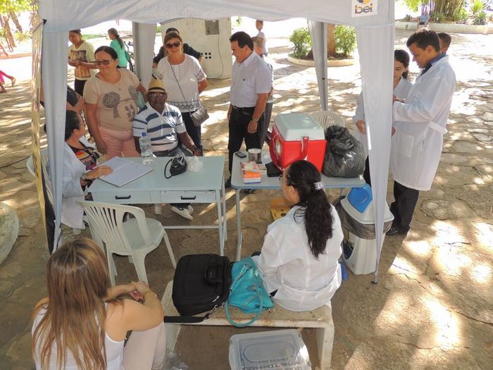 Município promove festa popular e distribui presentes aos trabalhadores - Imagem 7