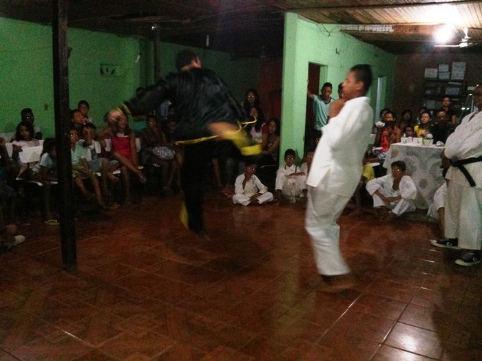 Prefeito Delano Parente faz apresentação de Kung Fu em abertura do Programa Mais Educação - Imagem 2