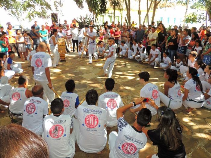 Município promove festa popular e distribui presentes aos trabalhadores - Imagem 11