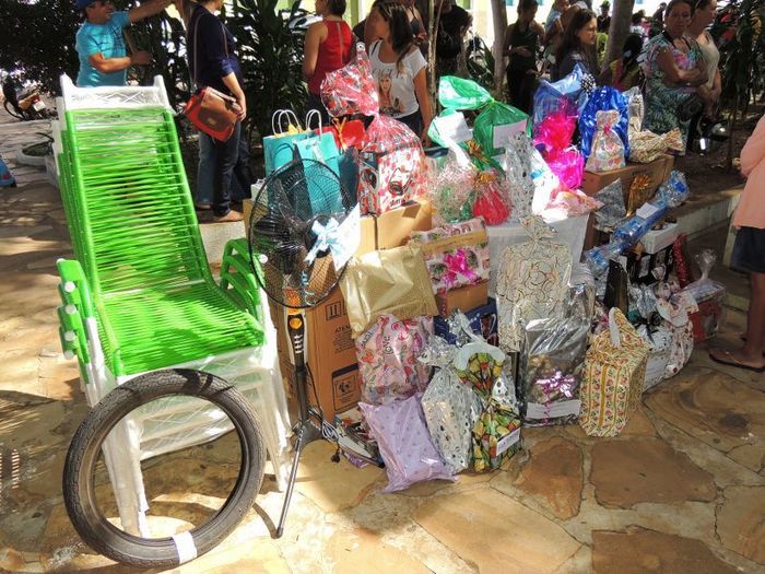 Município promove festa popular e distribui presentes aos trabalhadores - Imagem 24