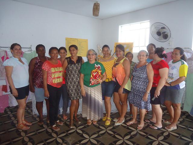 Secretaria Municipal de Assistência Social encerra Curso de Corte e Costura - Imagem 20