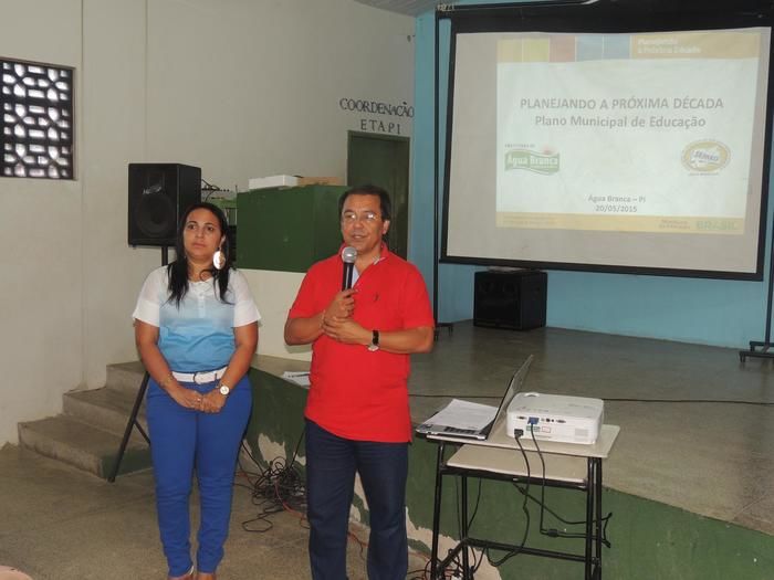 Prefeitura realiza conferência para elaborar Plano Municipal de Educação - Imagem 9