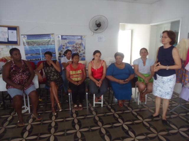 Secretaria Municipal de Assistência Social encerra Curso de Corte e Costura - Imagem 1