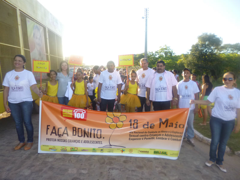Passeata marca o 18 de Maio em Lagoa do Piauí
