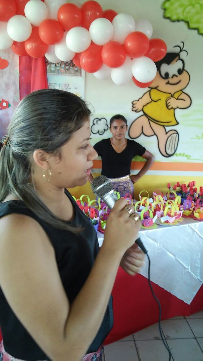 Creche Tia Cecília realiza festa das mães - Imagem 9