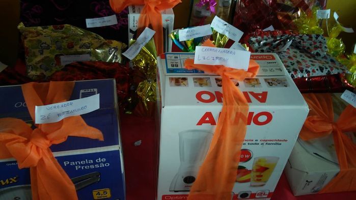 Creche Tia Cecília realiza festa das mães - Imagem 17