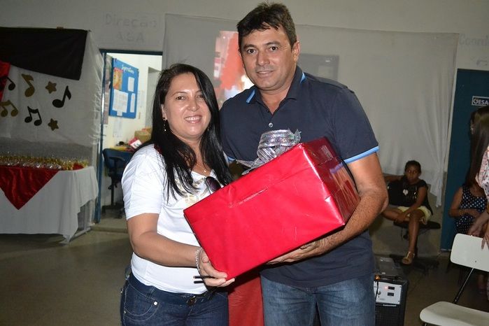 Colégio do Estado realiza tradicional festa de Dia das Mães - Imagem 70