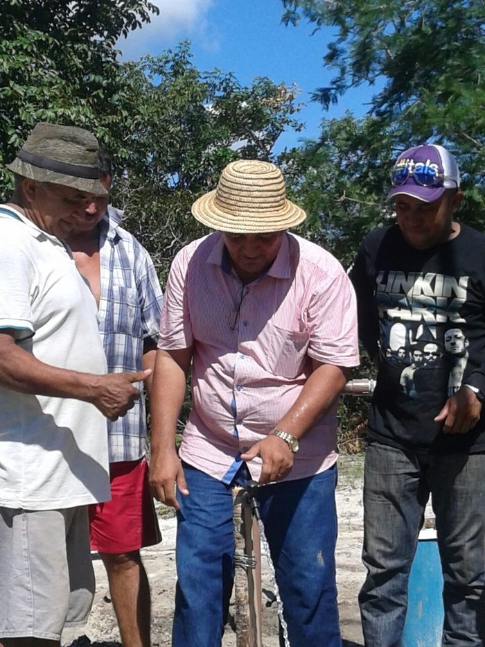 Prefeito Zé Resende coloca água encanada em mais uma comunidade - Imagem 20