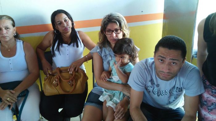 Creche Tia Cecília realiza festa das mães - Imagem 8